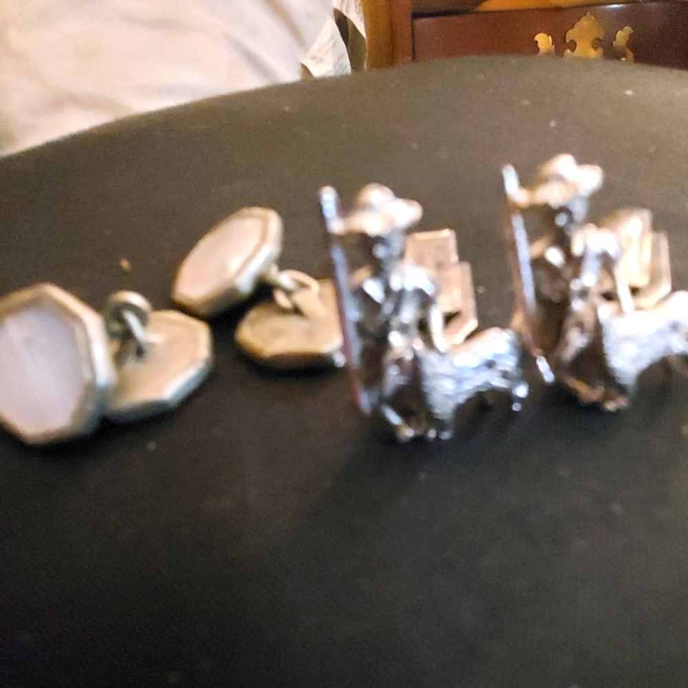 Coventry The Farmers Dog cufflinks and mother of pearl cufflinks